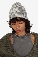 Load image into Gallery viewer, Knitted Beanie Black &amp; White
