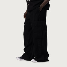 Load image into Gallery viewer, Wide Leg Cargo Black
