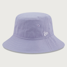Load image into Gallery viewer, New Era Essential Womens Lilac Bucket Hat
