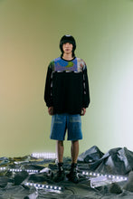 Load image into Gallery viewer, Black Printed Patchwork Sweatshirt
