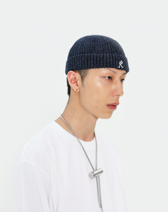 Knit Embroidery R Beanie Blue