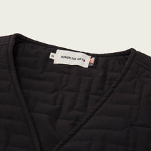 Load image into Gallery viewer, H Quilted Vest Black
